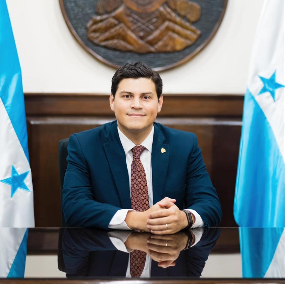 Marlon Ochoa cuestiona escrutinio selectivo y advierte que siguen sin contarse 435 actas del...